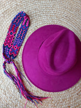 Hut Fedora (lila, dunkellila, Beerenfarbe, Herbstfarben) mit breiter Krempe, Mexiko, Kunsthandwerk, mit Dekoband geflochten, geometrische Muster, Cowboyhut, Mütze für Damen, boho Hut bemalt, Blumenmuster, Hut für den Herbst/Winter, Westernhut, sombrero