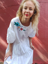 Mexikanisches Kleid weiss, Sommer, Tunika, Mode, bestickt, lang, volant, Blumenstickerei, boho, A-Form, ethno, boho, gypsie, mexican clothing, fashion, dress, white, embroidery