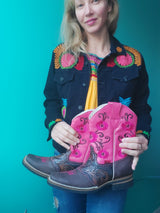 Stiefel, Western, Reitstiefel, Cowboystiefel, Winterstiefel, pink, Blumen, Stickerei, Mexiko, mexikanisch, ausgefallen, funky, Frida, brown, rutschfeste Sohle, mexique, boutique, vetement, boots mexican pink, rosa, flower embroidery, brodee, Größe 43, 44, 45, Sondergröße, Übergröße