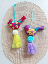 Baumschmuck bestickter Vogel-Anhänger (rot-lila) aus Mexiko