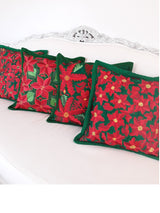 Weihnachtskissen, Weihnachtsdeko, Weihnachtsstern, Sterne, Adventsdeko, Adventszeit, bohoxmas, rote grüne Kissen, bunte Kissen, Mexikanische Kissen, Kissenbezug, bunte Dekokissen, Blumenstickerei, Boho, Hippie, exotisch, Frida Kahlo, Mexikanische Einrichtung, Mexikanische Deko, Stil, Sofakissen, Schlafzimmerkissen, Textilien, Stoffe, Kunsthandwerker, Chiapas, handbestickt, handgenäht, fair trade , mexikanisch Wohnen, mexikanische Wohnkultur, mexikanische Einrichtung, Kolonialstil, Hacienda