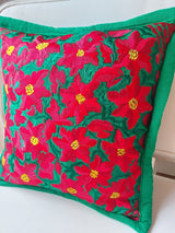 Weihnachtsdeko, Weihnachtskissen, Weihnachtsstern, Adventsdeko, grünes Kissen, bunte Kissen, geometrische Muster, Mexikanische Kissen, Kissenbezug, bunte Dekokissen, Blumenstickerei, Boho, Hippie, exotisch, Frida Kahlo, Mexikanische Einrichtung, Mexikanische Deko, Stil, Sofakissen, Schlafzimmerkissen, Textilien, Stoffe, Kunsthandwerker, Chiapas, handbestickt, handgenäht, fair trade, mexikanisch Wohnen, mexikanische Wohnkultur, mexikanische Einrichtung, Kolonialstil, Hacienda