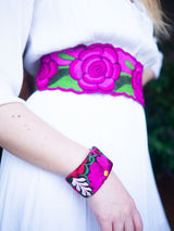 Gürtel-Band mit Blumenmuster bestickt aus Mexiko
