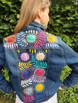 Jeansjacke Damen bestickt Blumen, Handarbeit, Kunsthandwerk Mexiko
