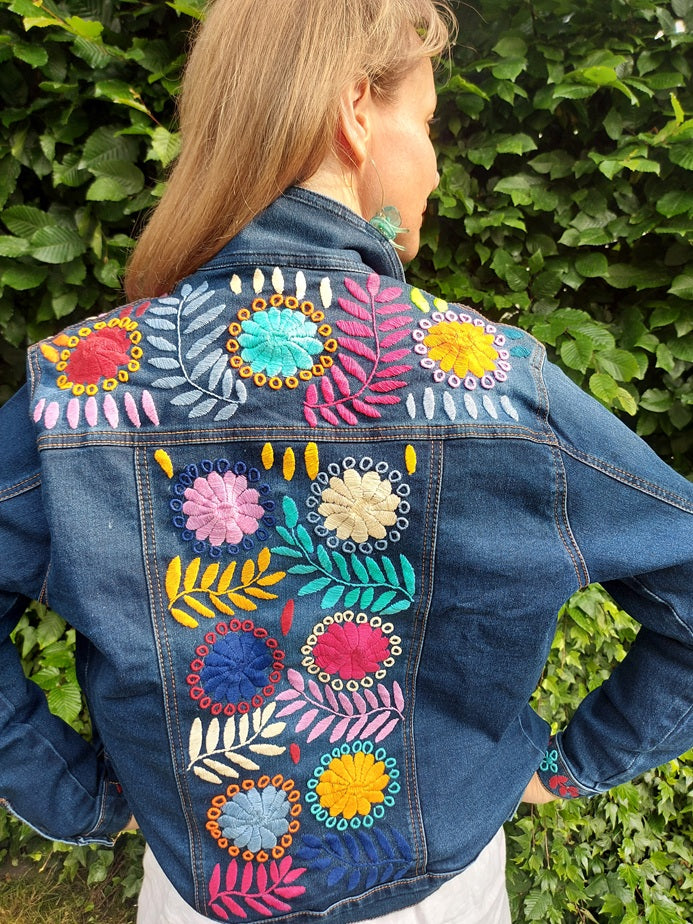 Jeansjacke Damen bestickt Blumen, Handarbeit, Kunsthandwerk Mexiko