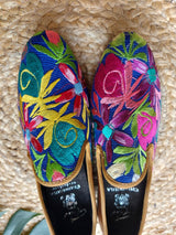 Größe 38 Elegante Echtleder Ballerina Schuhe flach braun (feine Blumen) mit Stickerei aus Mexiko