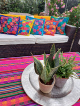 Terrassedeko Kissen für draussen, Mexikanische Party, mexikanische Hochzeit, mexikanische Kissenbezug, boho Kissen für den Garten, bunte Kissen für Outdoor Lounge, mexikanisch einrichten Balkon, mexican style, boho Kissenhülle bunt mit Blumen