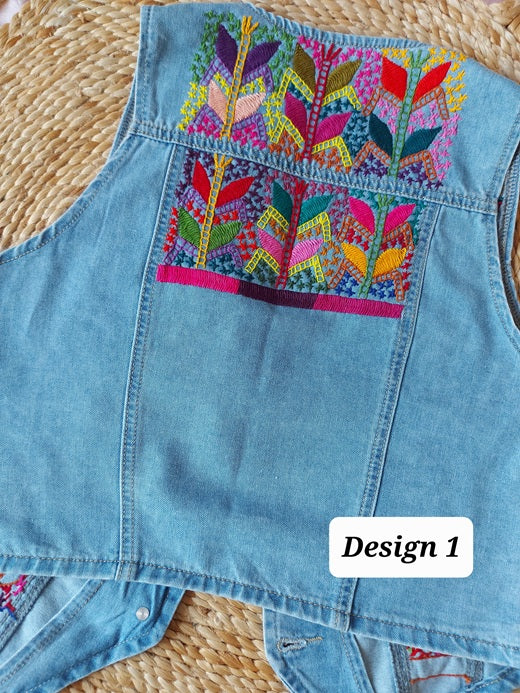 Weste mit Blumenstickerei, Damenweste mit Stickerei aus Mexiko, hippie Damenweste, boho chic Damenweste bestickt, Mexikanische Mode