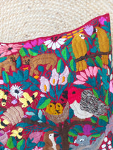 Mexikanischer Kissenbezug dunkelrot bestickt mit Tiere Vögel, Kissenhülle dunkelrot mit mexikanischer Stickerei Tiere und Blumen, Deko Kissen aus Mexiko, Deko Kissen bestickt Blumen, Tiere, Chiapas, bunt, Stickerei, handbestickt, Handarbeit, Kunsthandwerk, Lateinamerika, Dschungel Stil, Einrichtung hacienda, embroidered cushion from Mexico