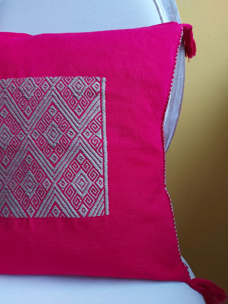 Mexican decorative pillow Maya (red) hand woven in San Andres Larrainzar