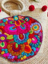 Mandala rot beige Strohtasche mit weissem Bommel Beachtasche aus Mexiko natur beige bunt geflochten Handgefertigt Shopper Tote bag mexican straw palmleaves tassel pom pom Bommel