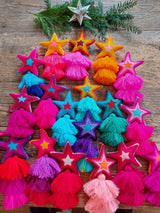 Weihnachtsbaumschmuck Stern-Anhänger mit Streifen, handbestickt aus Mexiko, Adventsdeko, Tischdeko