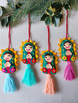 mexikanische Weihnachtsanhänger, Weihnachtsbaumanhänger Mexiko, bestickte Weihnachtsanhänger, Filz Weihnachtsanhänger, handgestickter Weihnachtsschmuck, Weihnachtsdeko ausgefallen, bunte Weihnachtsdeko, mexikanische Filzornamente, Bommel Anhänger, Quaste / Tassel Anhänger, Pompon Weihnachtsanhänger, Jesuskind Baumschmuck, Lama Baumschmuck, Anhänger, folkloristischer Christbaumschmuck, handgemacht Mexiko, Fair-Trade Weihnachtsdeko, Boho Weihnachtsanhänger, farbenfroher Christbaumschmuck 