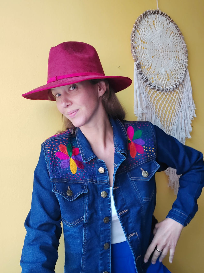 Jeansjacke mit Stickerei Kunsthandwerk mexiko mexikanisch, Blumen, Mais, Chiapas, Oaxaca, Mode, Bekleidung, Jacke, Handbestickt, Handarbeit, mexican fashion, handmade, embroidery